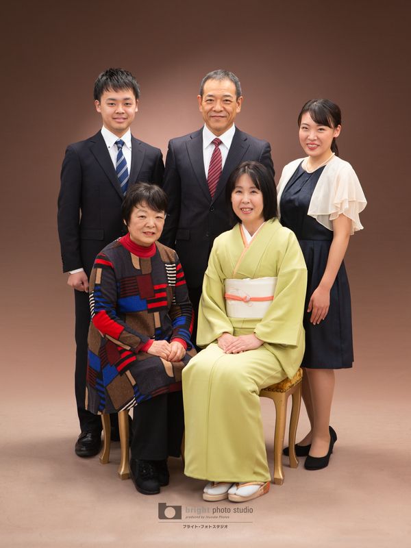 西宮市甲子園写真館フォトスタジオ家族写真記念写真
